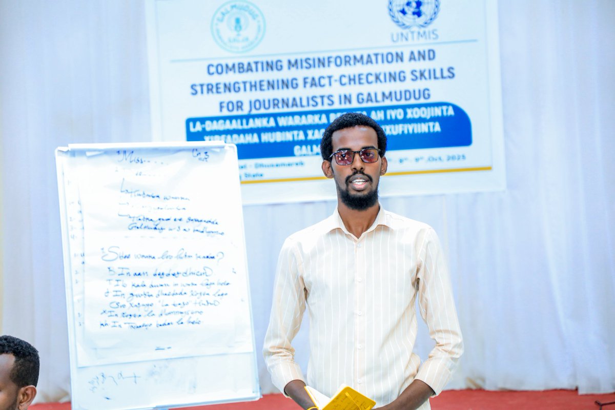 GALJA2023's tweet photo. Dhusamareeb, 09 Oct 2025 – A 3-day training on countering disinformation and fact-checking concluded today, benefiting 25 journalists from across #Galmudug.
The workshop, supported by @UNTMIS_, aimed to strengthen media integrity, transparency &amp; public trust.
#Somalia https://t.co/10TfoSotRr