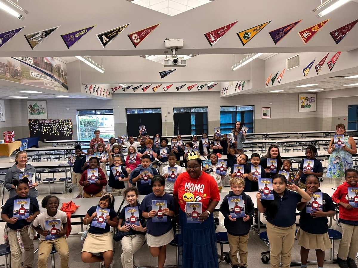 Marjy Marj tweet media