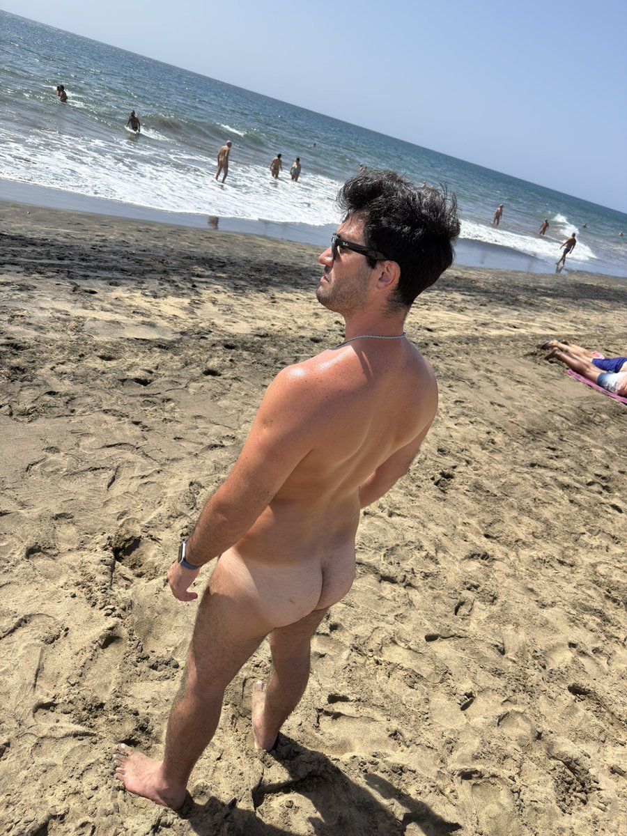 tindalos_ok's tweet photo. Handler Baywatch (Photo taken by @Pup_L0gan during @MFW_GC ) #puppyplay #puppyplaycommunity #MaspalomasFetishWeek #Maspalomas #puppyplayspain #picsoftheday https://t.co/xzsDnyFnFA