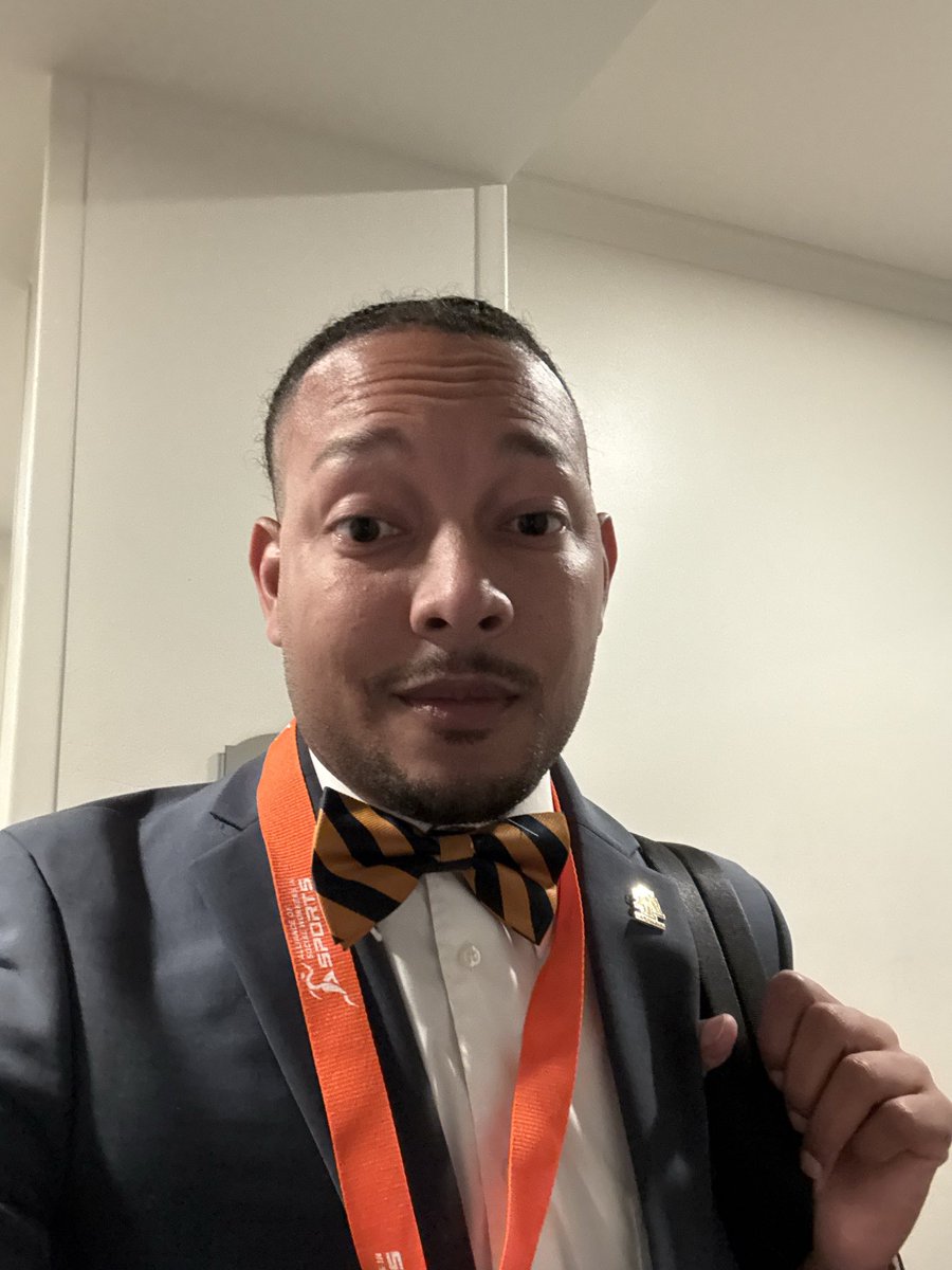 que3nc's tweet image. Sport social work conference in NOLA.  Great presentation to close out the conference and listen and learned a lot from others which was great !!