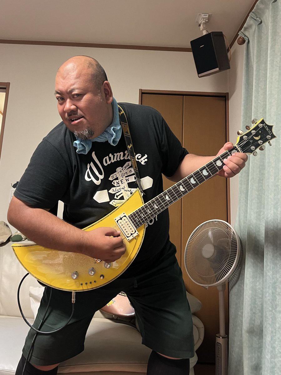 spicy_bald's tweet image. ハロルド作石先生の『THE BAND』のPV音源募集キャンペーンに参加させていただきました♫
見てね聞いてね触ってね❤️
#THEBANDマンガPV
#KAWAI
#MoonSault