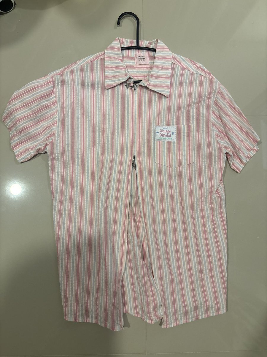 ปล่อย 180 ทุกตัวค่า มือ1 หมดค้าบ
(ไม่รวมส่งงดต่อ♥️👈🏻) พต dm

#ส่งต่อcintage #ส่งต่อstylist #ส่งต่อuxryclub #ส่งต่อfallenangels #ส่งต่อmollycrue #cintageshopส่งต่อ  #ส่งต่อraccoonclub #ส่งต่อหมวกnewera #vghbkk #ส่งต่อvghkbkk #ส่งต่อเสื้อผ้ามือสอง #stylistshop #unigam