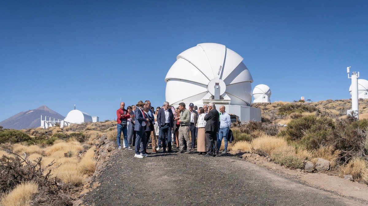 Empieza un nuevo tiempo con el que el REF, unido a la ciencia, impulse una nueva economía del conocimiento para Canarias, generando riqueza y empleo.

Hoy hemos asistido a la presentación del Two Twin metres Telescope (TTT) que ha aprovechado varios instrumentos del REF, como la