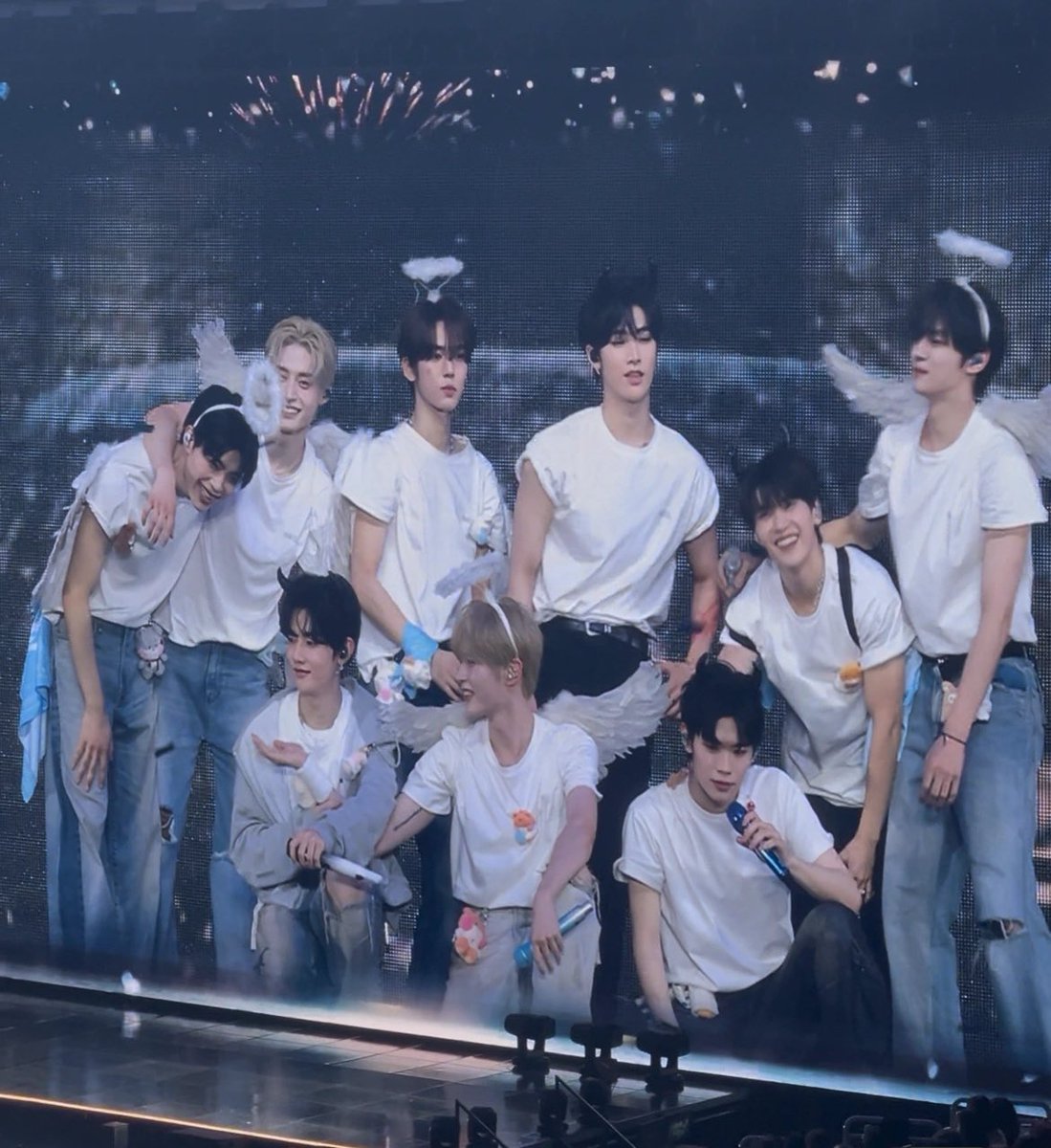 thank you for the best week of my life zb1! my first ever solo trip completed and it was to seoul for my favourite groups concert 🥹🩵

see you in hong kong…