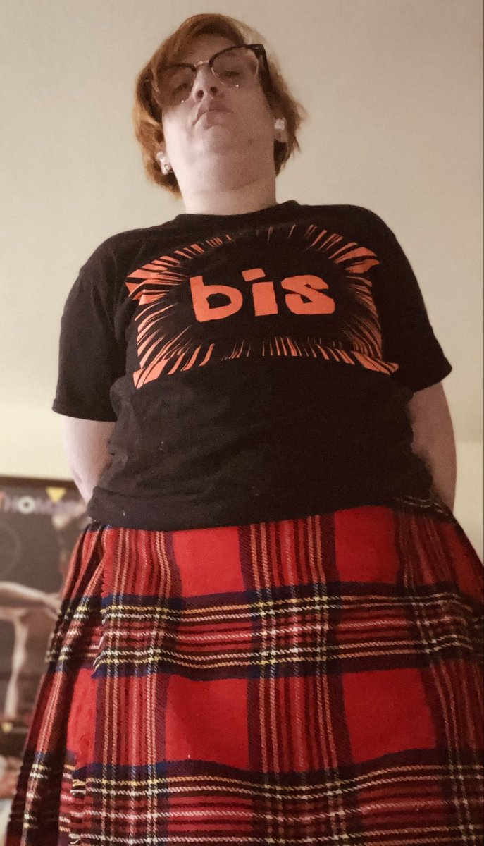 Going to my dads cod my birthday tomorrow and am wearing this. My neighbor saw me and immediately went “good grief” LMAO

<a href="/thebandbis/">bis</a>