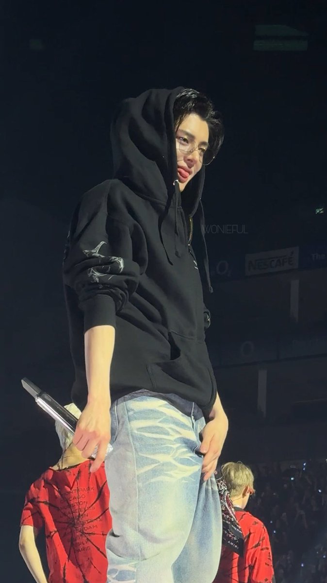 livie 𝜗𝜚 tweet media