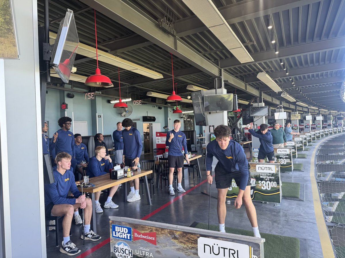 Marian Basketball tweet media