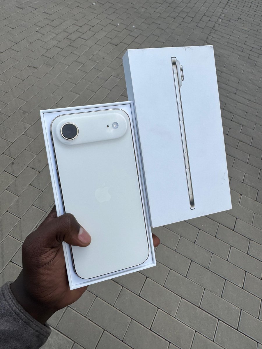 TechChapK3's tweet image. Apple iPhone 17 Air
256gb Storage
Open Box
Available @Ksh.145,000
#iPhone #iPhone17 #iPhone17air #17air #iPhonekenya #apple #applekenya #appledevices #iphonelife #applelife #tech #techlife #techlifestyle