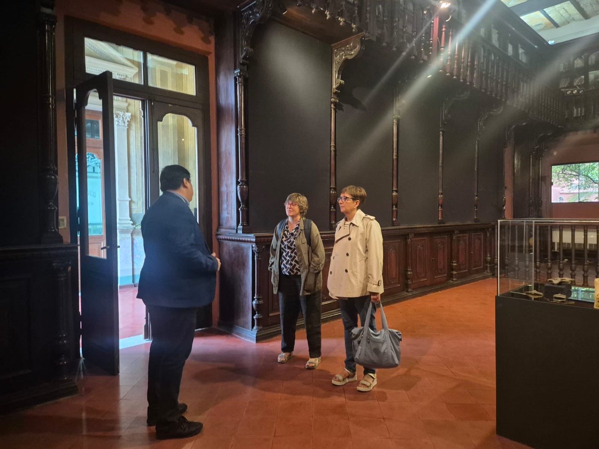 ArxiversSF's tweet image. Visita al Archivo Nacional de Asunción por parte de nuestra presidenta, Núria Carreras y nuestra tesorera Carme Blanco durante el viaje a Paraguay. 

Muy agradecidos a su director por la acogida y la visita a nuestras cooperantes ❤️

#archivos #archiverossinfronteras #paraguay🇵🇾