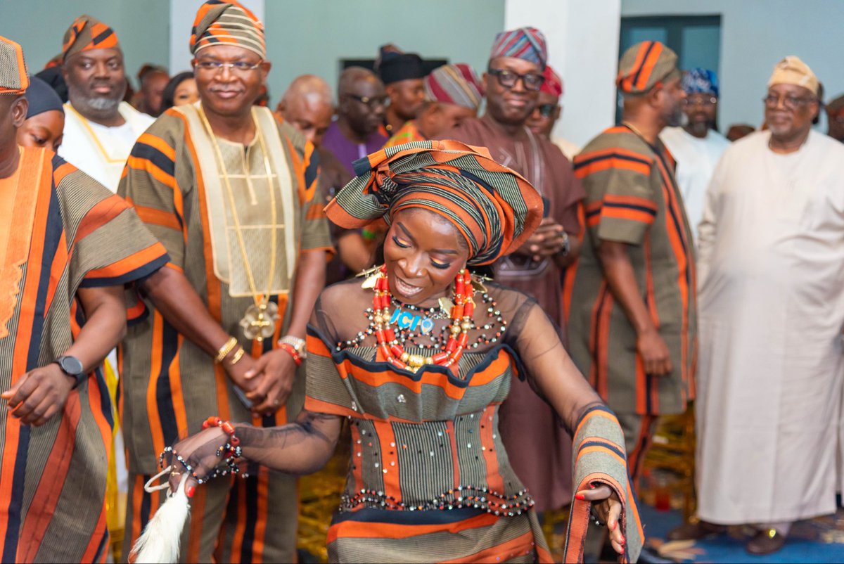 jci_nigeria's tweet image. From the Presidential Roll Call to her inspiring presence on the floor, every moment reflected leadership in motion and the true spirit of ELV8; rising together for a sustainable future.

Àkúré welcomed her in style, and the energy was simply electric! ⚡

#ELV8
#JCINigeria
