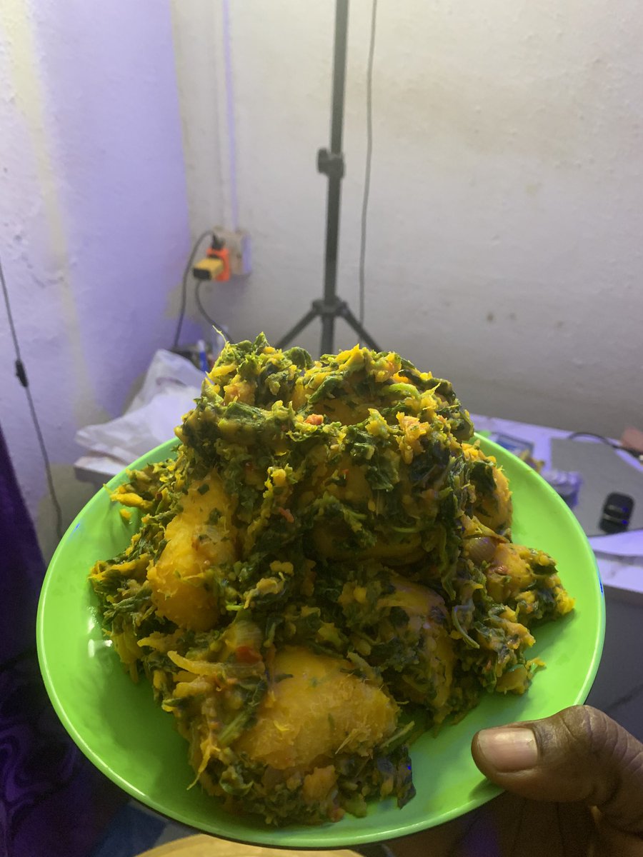 I love cooking 
In case you need a chief 
Am active 🙄😎💯