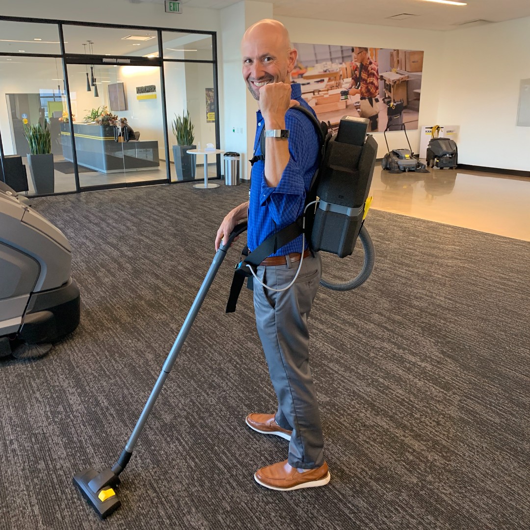 This week’s Team Spotlight is on Joe Anacleto, our Hospitality expert! With 4.5 years at Kärcher, he knows facility needs. Outside work, he loves hiking, cycling, and board games. 🎲 Celebrate Joe and drop a comment to encourage him or shout out your team heroes!