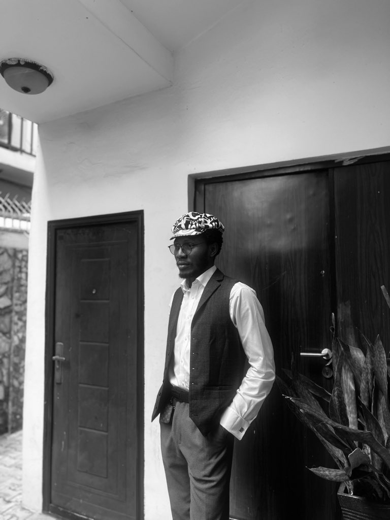 Theifeanyiii's tweet image. Day 4- Retro Thursday #CustomerServiceWeek #MissionPossible