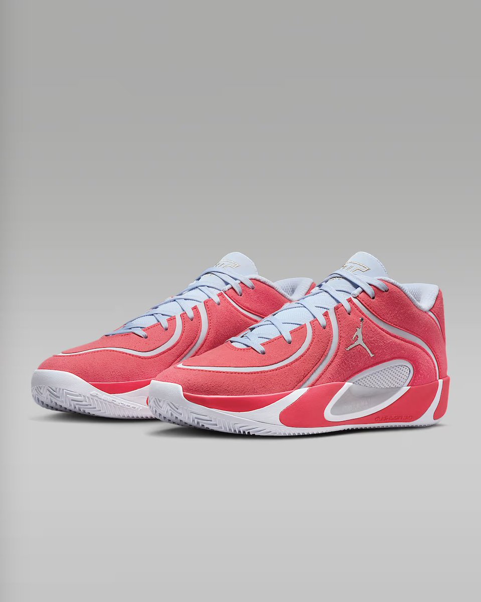 snkr_twitr's tweet photo. AD: Jordan Tatum 4 'Siren Red' drops tomorrow at 7am PT/10am ET

Nike
M https://t.co/yfMeZCwdHV
G https://t.co/XCROBhjCgs

Footlocker https://t.co/wtElTA6U6I https://t.co/gswmPz0JMz