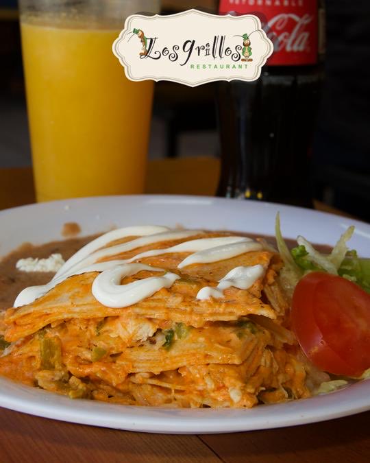 Hoy jueves tenemos un menú muy sonorense para la comida: caldo de queso, 🧀, pastel azteca, barbacoa estilo Sinaloa, cocido, pollo en mole, bistec ranchero, caldo de pollo y mucho más. A partir de las 12:30 de mediodía 
Les esperamos 😀🙌🏻