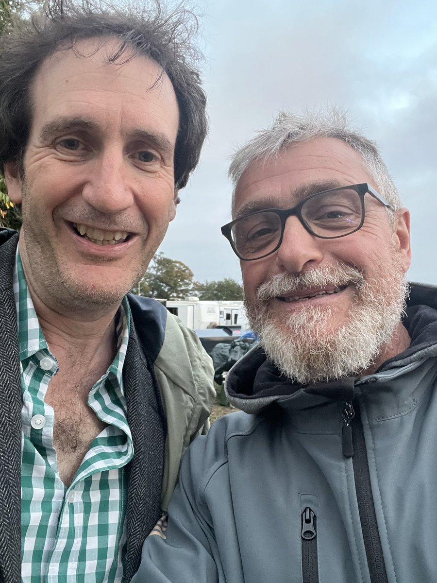 Ahoy hoy people. What a delight to meet such an interesting and knowledgeable man. Great chat today had to grab a pic. 
<a href="/Joshua_Levine/">Joshua Levine</a> pleasure was mine. #worldwarweird