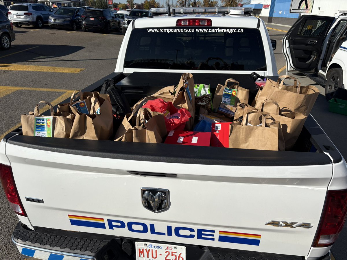 Officer Schmidt tweet media