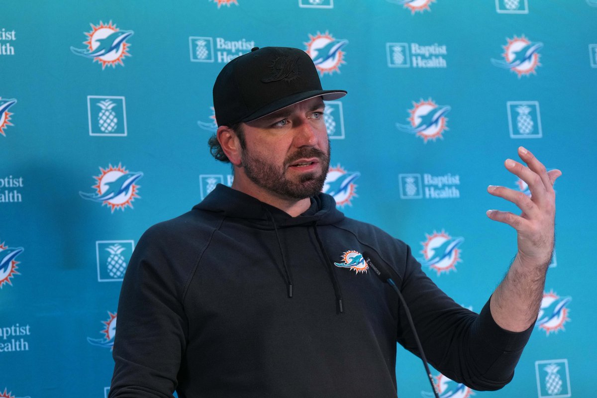 Kyle Crabbs tweet media