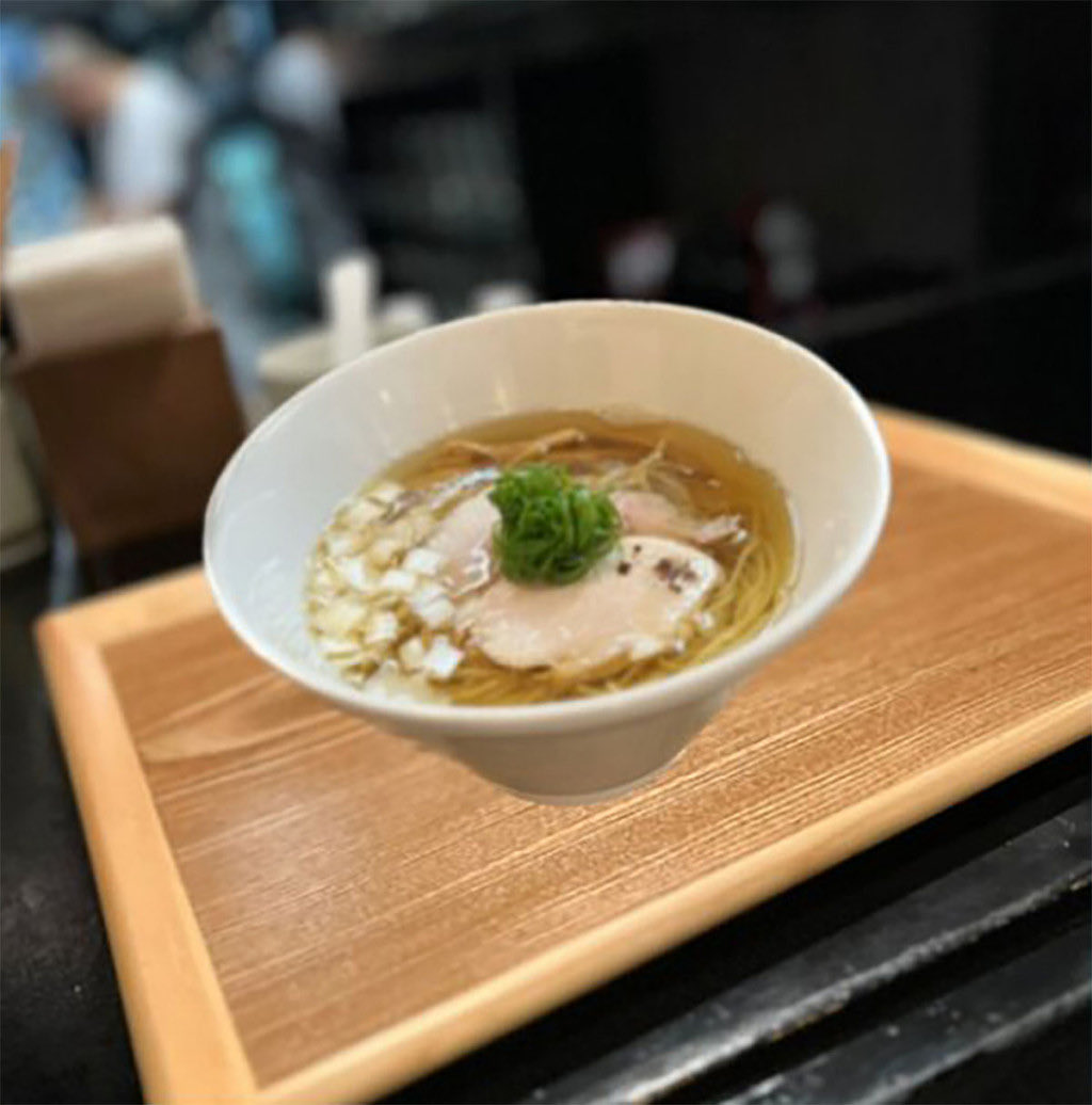 ラヲタにこんなやつおったなぁって久々に見たらクッソw