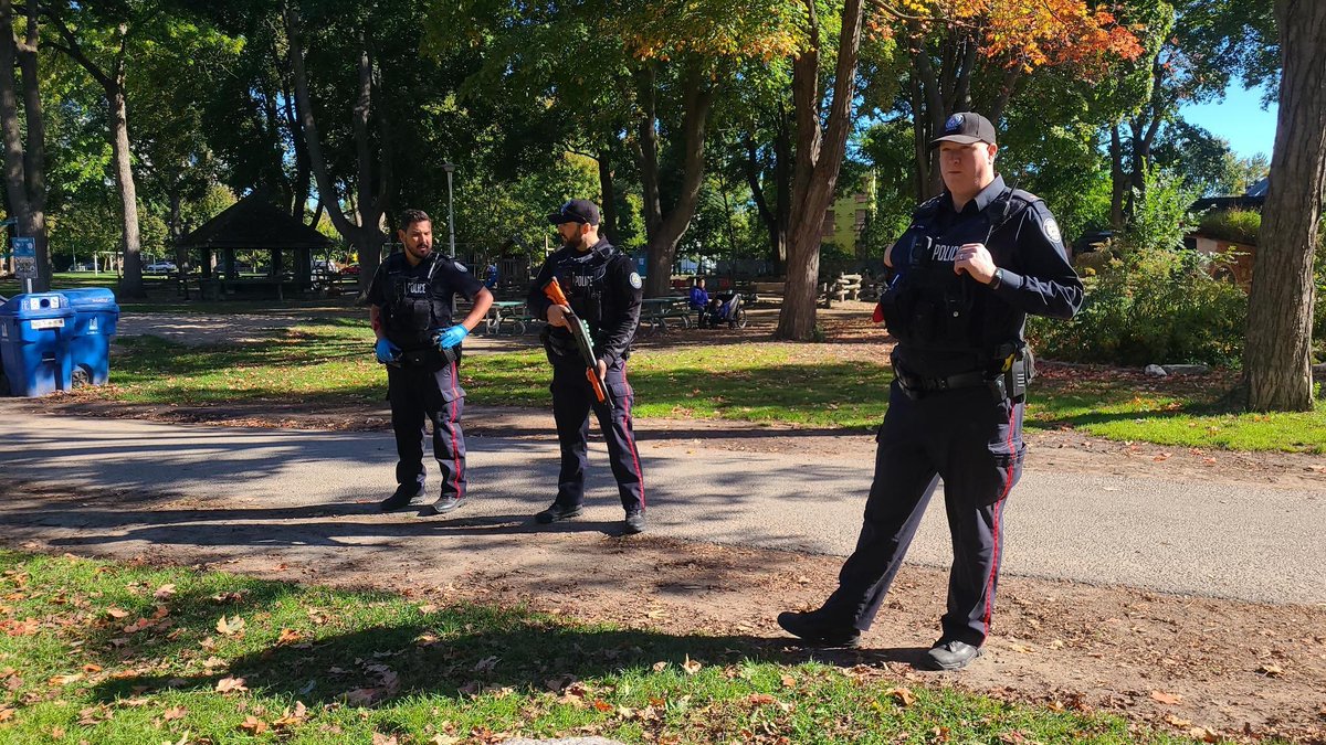The shamefully violent @torontopolice have a long sock gun out for residents and supporters at Dufferin Grove right now. One arrest already.