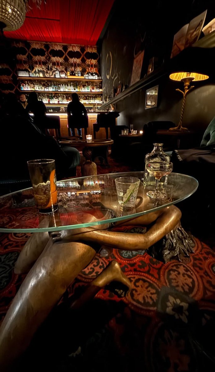 LINDA! Confira mais registros da atriz Alessandra Negrini na sua viagem