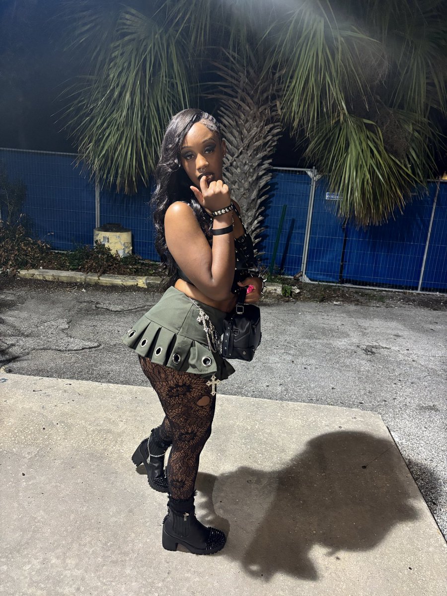 Kali2extraaa's tweet photo. 💚💚💚 recap of my birthday ♌️ https://t.co/XlWXmHNSeS
