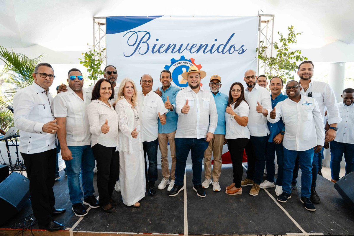 hecmiliogalvan's tweet photo. EL CAMBIO SIGUE🇩🇴
Agradezco a los cientos de dirigentes de La @maquinariard  de las 32 provincias, 259 municipios y 235 distritos municipales del país que se dieron cita este domingo en el Encuentro Nacional de Dirigentes de La Maquinaria del PRM.

Juntos estamos impulsando la inscripción y verificación de miembros del @PRM_Oficial ,  visibilizando los inmensos logros del Gobierno del Presidente @luisabinader y sobretodo trazando las líneas programáticas y organizativas para que el CAMBIO SIGA.

La Maquinaria será una fuerza determinante en el triunfo del PRM y del país en las elecciones internas del 2026, el 2027 y la victoria popular del 2028.

EL PASADO NO VOLVERA