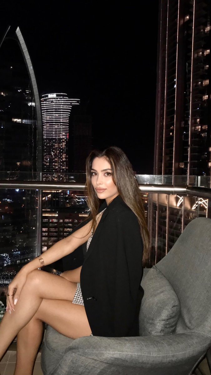 Sarah tweet media
