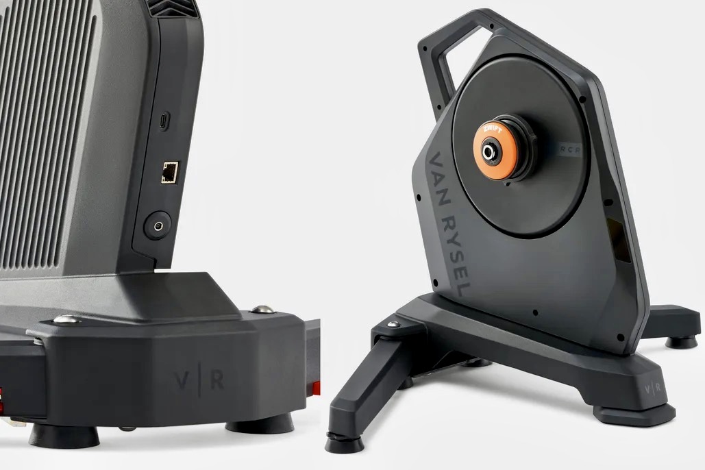 CapoVelo's tweet image. Van Rysel Premieres New RCR and D500 Smart Trainers 
capovelo.com/van-rysel-prem… #VanRysel #indoortrainer #smarttrainer #indoorcycling #virtualcycling
