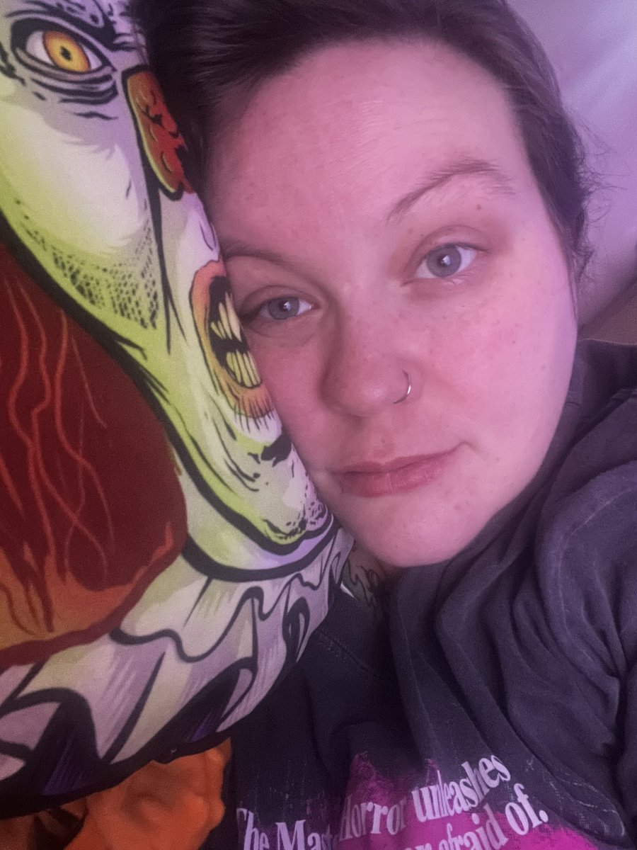 scream_fuck_die's tweet image. I am violently ill today. I spent most of the night running to vomit. 💀 This means no work today. I’ll be lying with Pennywise most of the day. It should be illegal for this kind of belly ache to exist. 

I hope everyone is having a wonderful #TerrifyingThursday 🖤🧡