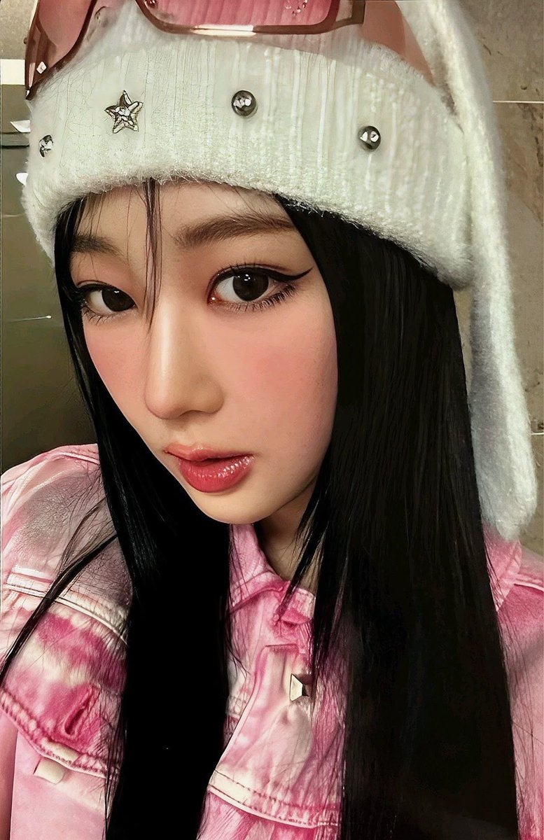 ara ʚɞ tweet media