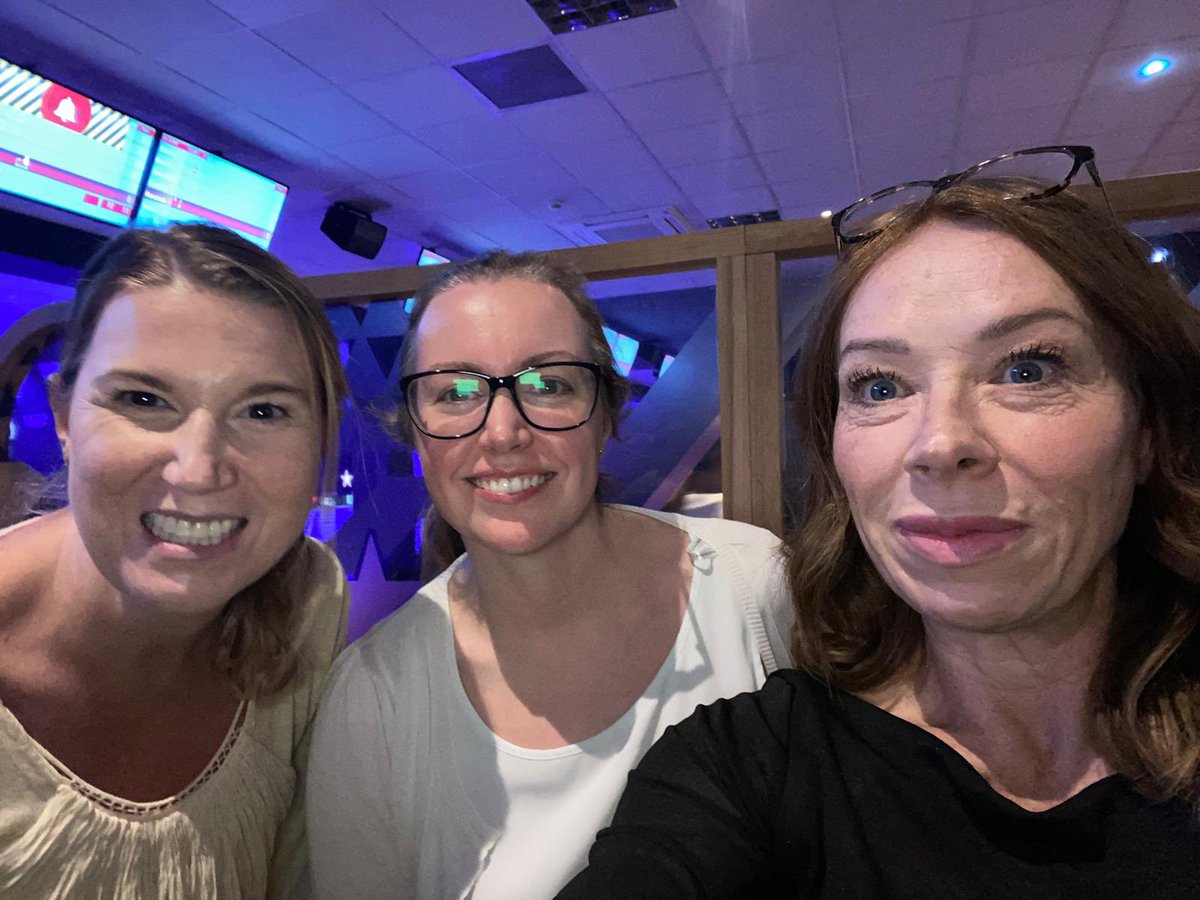 They’ve arrived!
Case Manager Louise Penny, Head of New Business Andy Pepler, Strategic Account Manager Nicola Crompton, Business Development Manager Brionie Cook-Scowen and Strategic Account Director Michael Davis are ready to hit the lanes at <a href="/HiggsLLP/">Higgs LLP</a> charity bowling event!