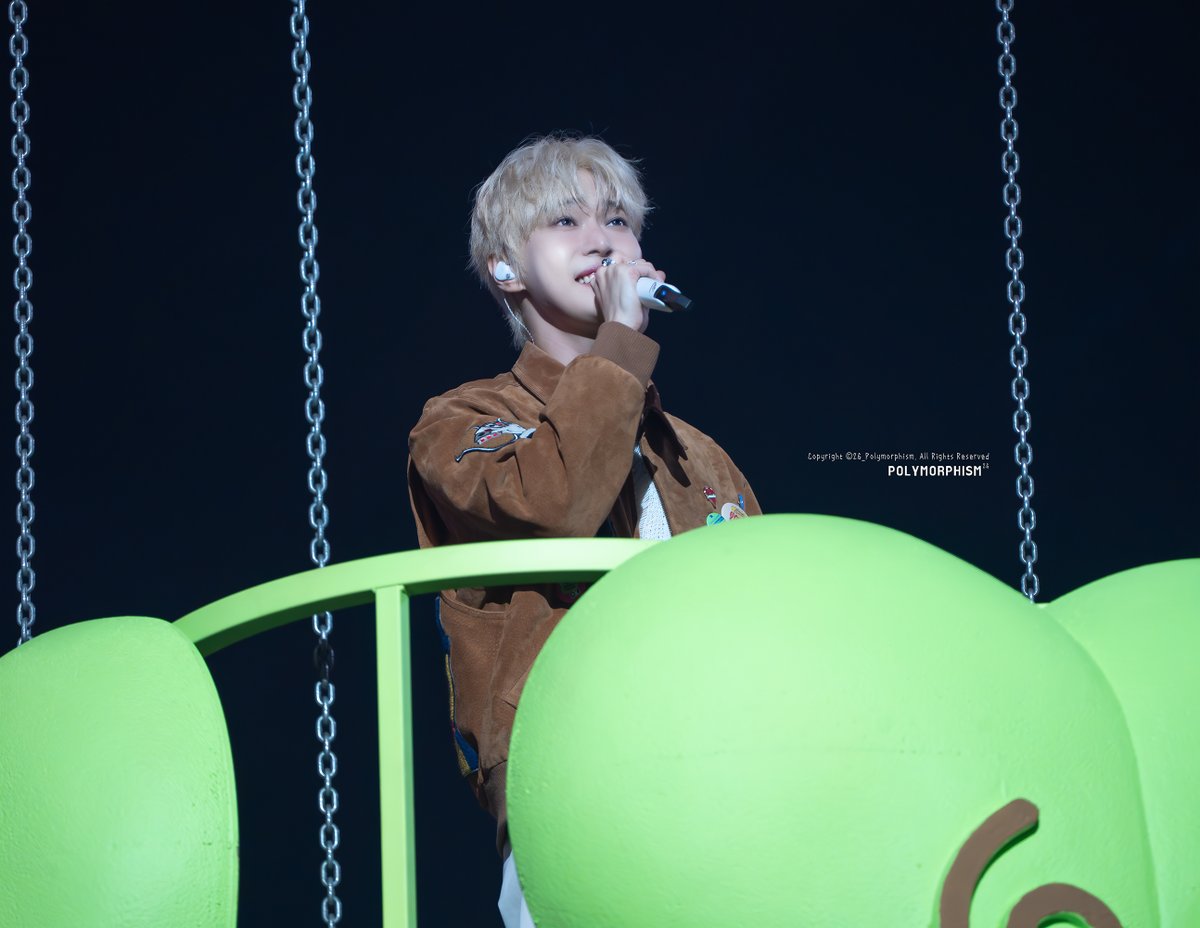 251009  

띨롱이를 타고~🍀 

#도영 #Doyoung #ドヨン 
#NCT #NCT127