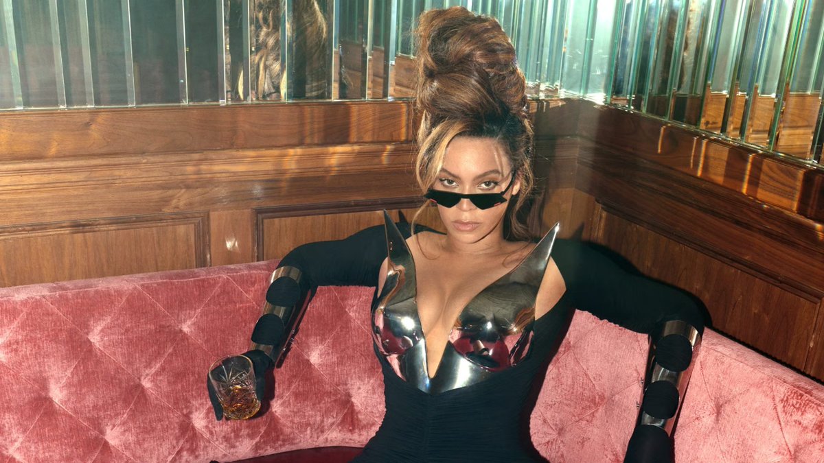 Beyoncé on Spotify (fan account) tweet media