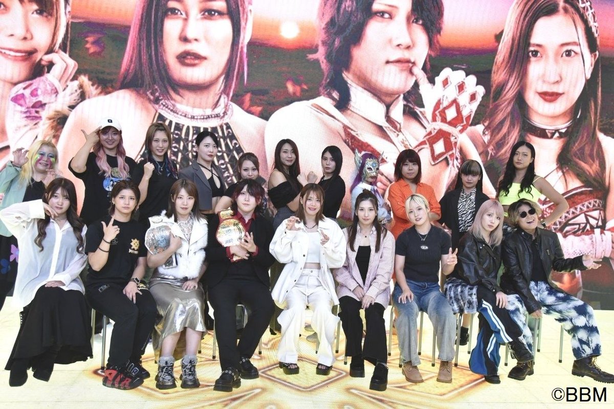 shupromobile's tweet image. 【週刊プロレスmobile】岩谷麻優、大好きな“イオさん”との再会も「メラメラでいかなきゃ」。林下詩美vs青野未来は静かな火花、桜井麻衣vsビクトリア弓月はドロドロ。田中きずな、心希との2世対決に複雑な胸中を吐露／マリーゴールド両国会見
wp.bbm-mobile.com/sp2/News/Detai…
#週プロモバイル　#pw_mg