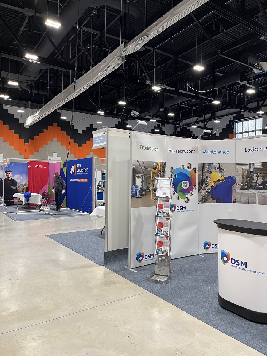 Tout est prêt pour #TrinatEmploi 🎉
Demain dès 9h au Forum Jean-Marie Zoellé à Saint-Louis : une journée dédiée à l’#emploi, la #formation et la #créationdentreprise.
Les équipes ont tout préparé, on vous attend nombreux ! 👇