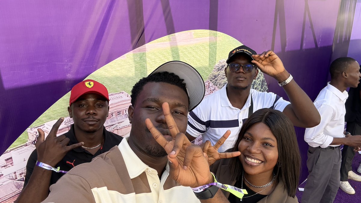 kelvin_dart's tweet image. Everybody say Cheese!!! 

#RaenestExchange
