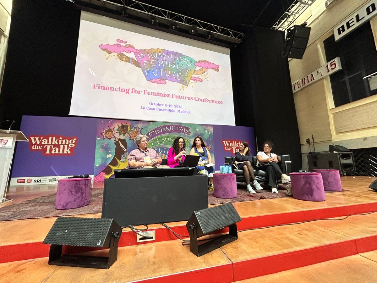 CoordiONGD's tweet photo. Participamos en la conferencia de financiación de futuros feministas.

💜Pensar y reflexionar sobre los cuidados para garantizar vidas dignas en todo el mundo #WalkingTheTalk https://t.co/Lt8vI5fy2s