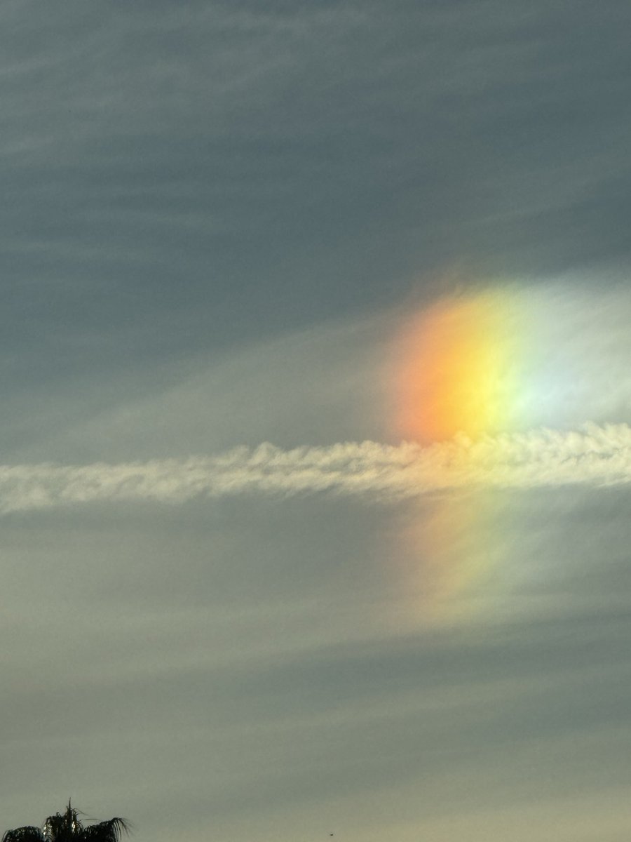 Ma che fenomeno è questo???
#cielo #viral #