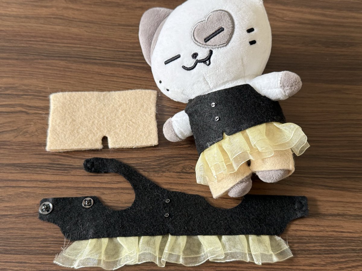 ケンイの衣装も完成🖤