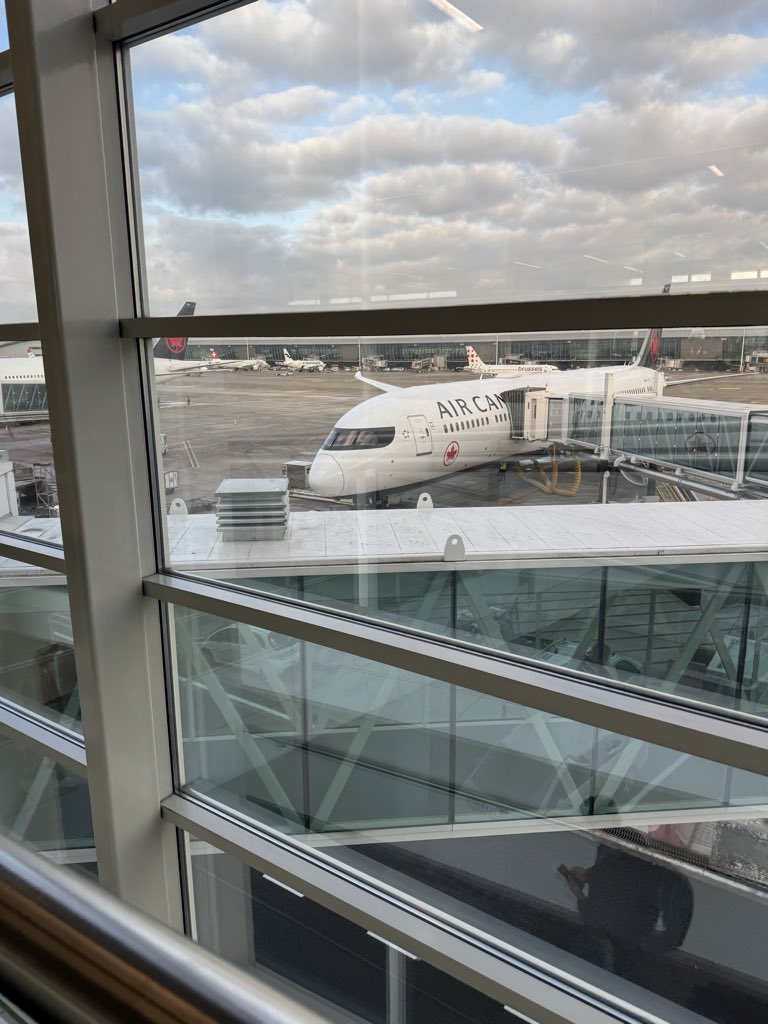 On my way to Toronto for <a href="/remix_run/">Remix 💿</a> Jam tomorrow 🛫