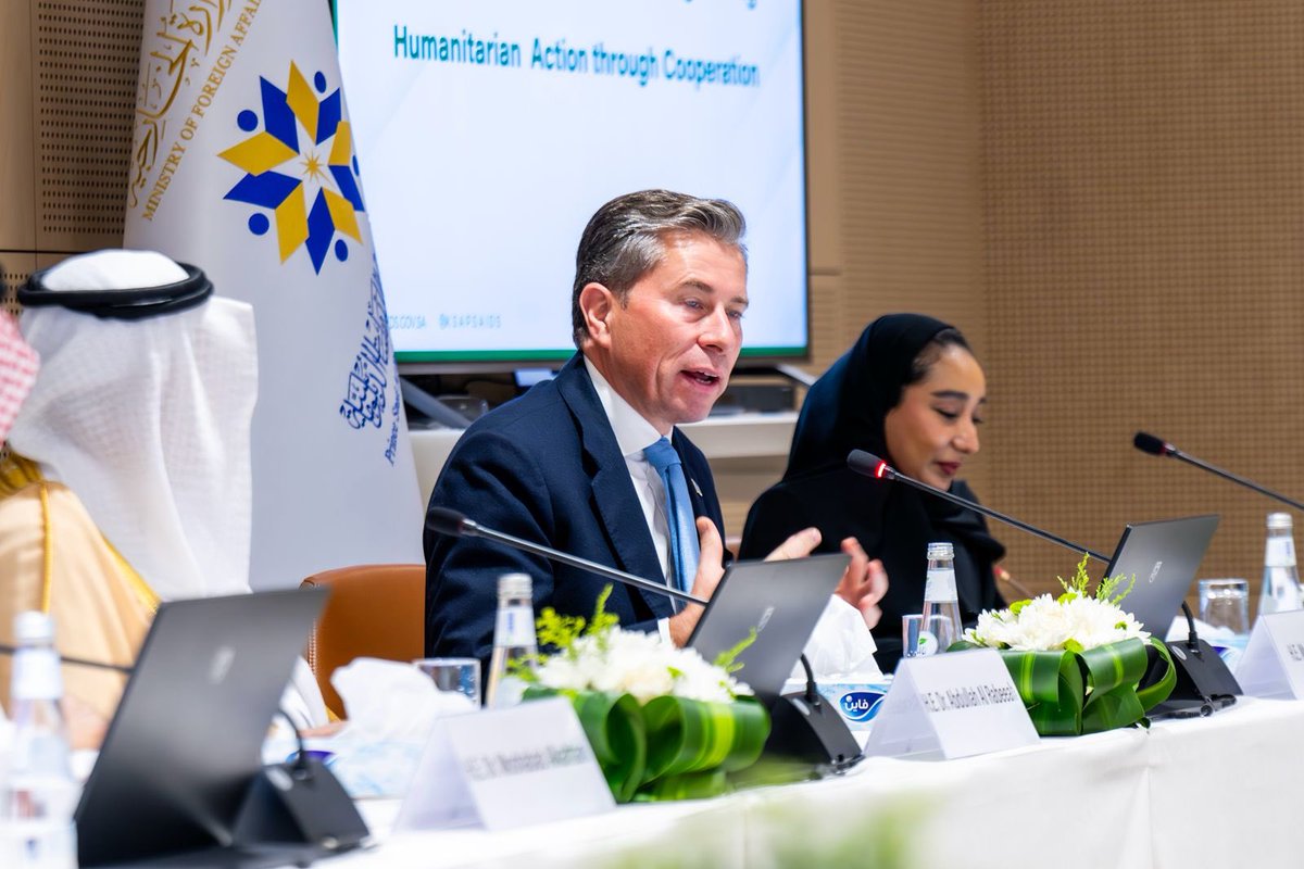 KSAPSAIDS's tweet image. أقام معهد الأمير سعود الفيصل للدراسات الدبلوماسية ندوة بعنوان “العمل الإنساني والتعاون بين المملكة العربية السعودية ومكتب الأمم المتحدة لتنسيق الشؤون الإنسانية” افتتح الندوة مدير عام المعهد معالي الدكتور مشبب بن عايض القحطاني