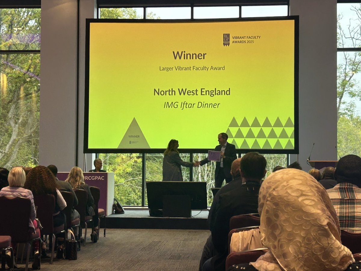 rcgp's tweet photo. @pundlesjude @UoS_PrimaryCare @rcgpnorth Congratulations to the North West England for winning the Larger Vibrant Faculty Award. Well done! 👏 https://t.co/Mbi2MSQaJ4