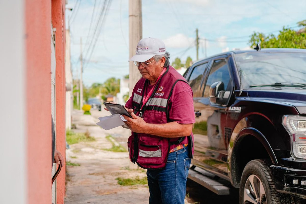 BIENESTARYUC's tweet photo. Nuestros Servidores de Yucatán se encuentran realizando verificaciones para quienes se registraron a la beca Juventudes Renacimiento, que impulsa nuestro gobernador @huachodiazmena para apoyar la educación superior en Yucatán. https://t.co/LVmYKZTdj0
