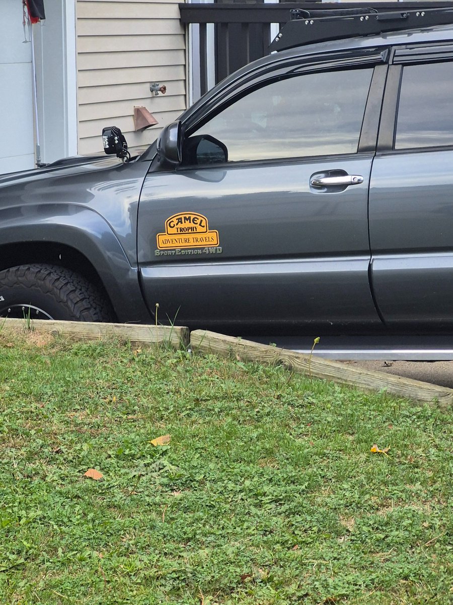 Sammi Bates tweet media