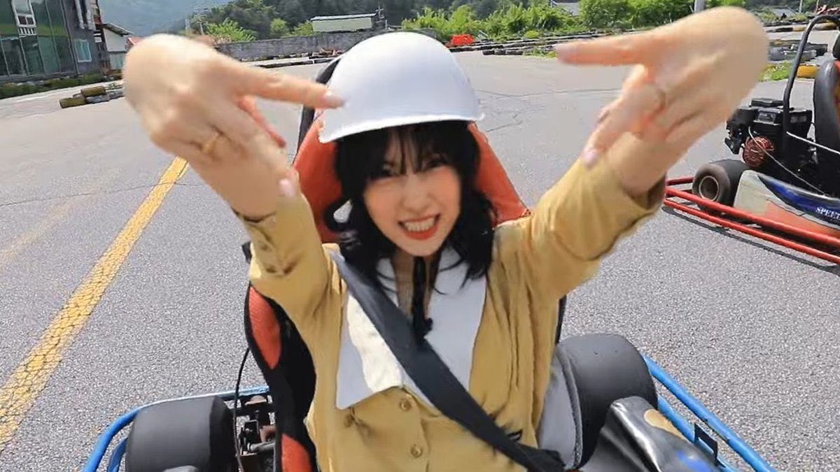 lowkey rlly happy I got the tickets bc I just remembered I literally have 0 motivation and I’m basically a dead girl walking, so this concert will actually force me to acknowledge my existence and not fuck up my exams. HIRAIMIXD STAYS ON TOP