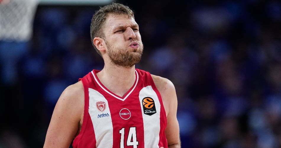 eurohoopsGR's tweet image. 🔝 𝝤 𝝗𝝚𝝛𝝚𝝢𝝟𝝤𝝫 (𝚵𝝖𝝢𝝖) 𝝟𝝤𝝦𝝪𝝫𝝖𝝞𝝤𝝨 𝝚𝝟𝝩𝝤𝝨 𝝢𝝗𝝖!
📊 Η ετήσια έρευνα του @NBA ανέδειξε τον 𝗣𝗙 του @Olympiacos ως τον κορυφαίο παίκτη εκτός της λίγκας 🗳️ Το ποσοστό των @nunnbetter_, #CediOsman & @EvanFourmizz 🏀
🔗 shorturl.at/aITuG 👀