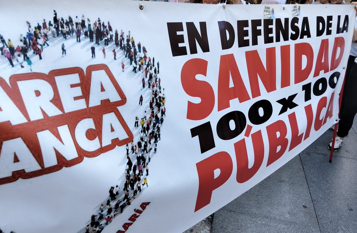 Concentración en San Juan de Dios....
Por ellas🩷