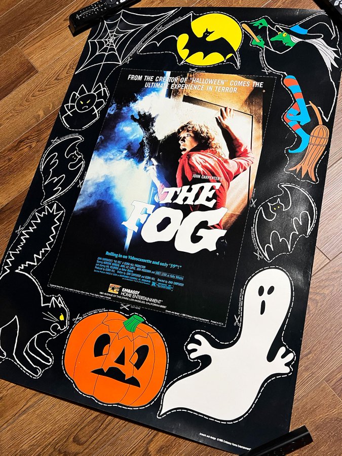 PixelElixir's tweet image. One of my favorite posters in our collection: this 1985 Embassy Home Video promo for The Fog, complete with Halloween cut-outs to decorate your video store with. Luckily, the previous owner left them intact.