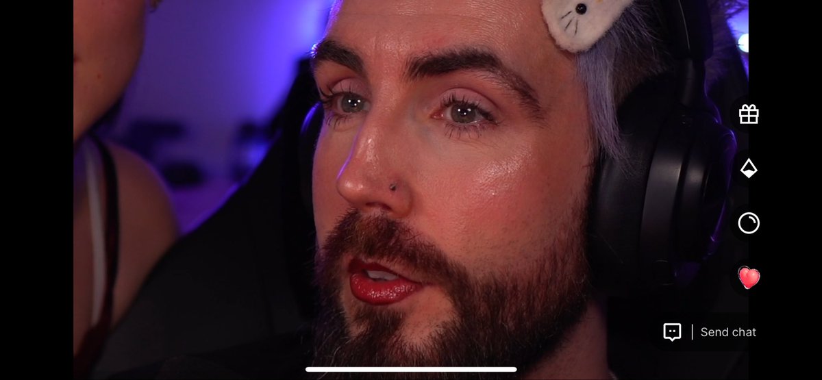 hellsxqueen's tweet photo. @hellioncait @Gh0stArcade he's looking very bonita!! https://t.co/Du29KA9Sku